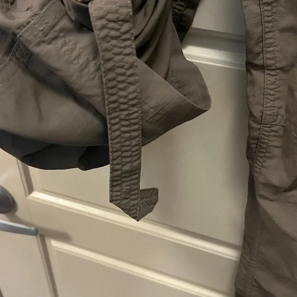 The North Face Women's Olive Horizon Tempest Hiking Convertible outdoors Pants - Picture 11 of 11